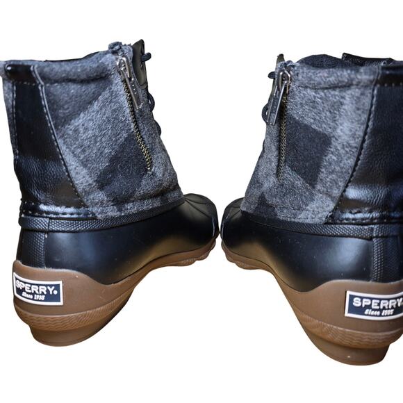 Sperry Saltwater Buffalo Check Duck Boot Msrp $110 Womens Size 8 Excellent - Picture 5 of 8